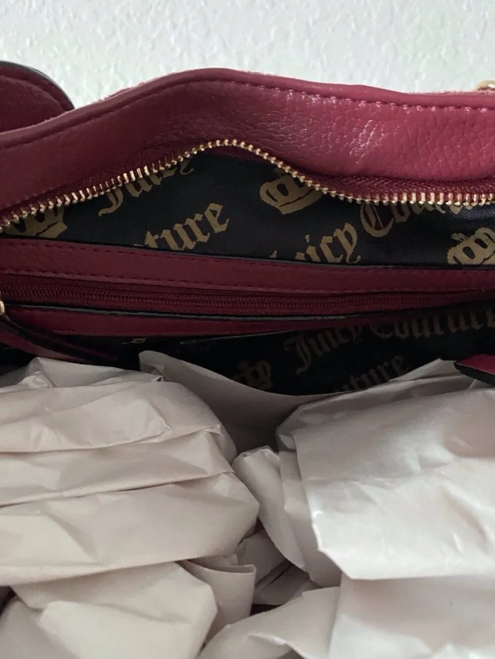 Juicy Couture Juicy Royal Crest Large Hobo Coho Cranberry Juice W/Chain VIRAL